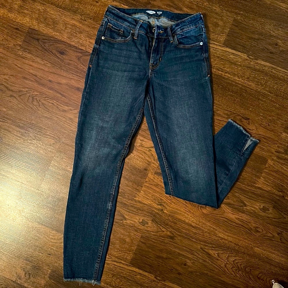 Old‎ Navy Rockstar Super Skinny Ankle Jeans